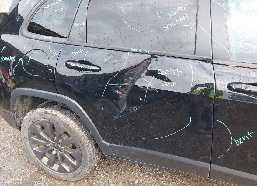 Photo 6 of 2021 Jeep Cherokee 80TH ANNIVERSARY FWD (VIN 1C4PJLMX1MD221013)