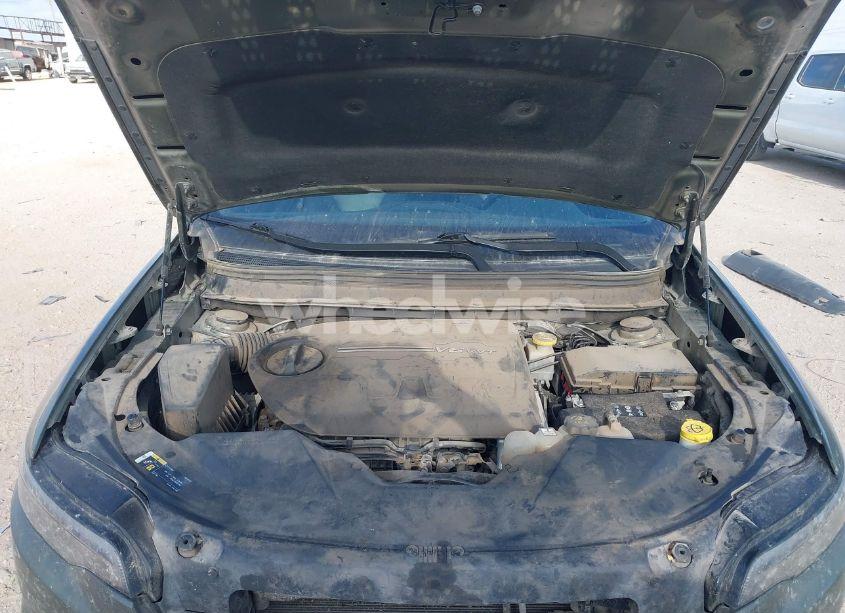 Photo 10 of 2021 Jeep Cherokee LATITUDE LUX FWD (VIN 1C4PJLMX1MD221030)