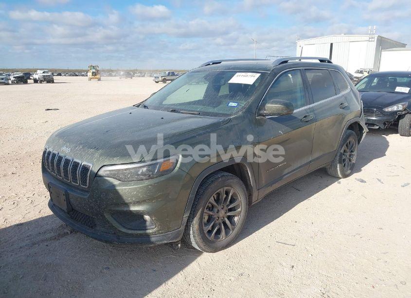 Photo 2 of 2021 Jeep Cherokee LATITUDE LUX FWD (VIN 1C4PJLMX1MD221030)