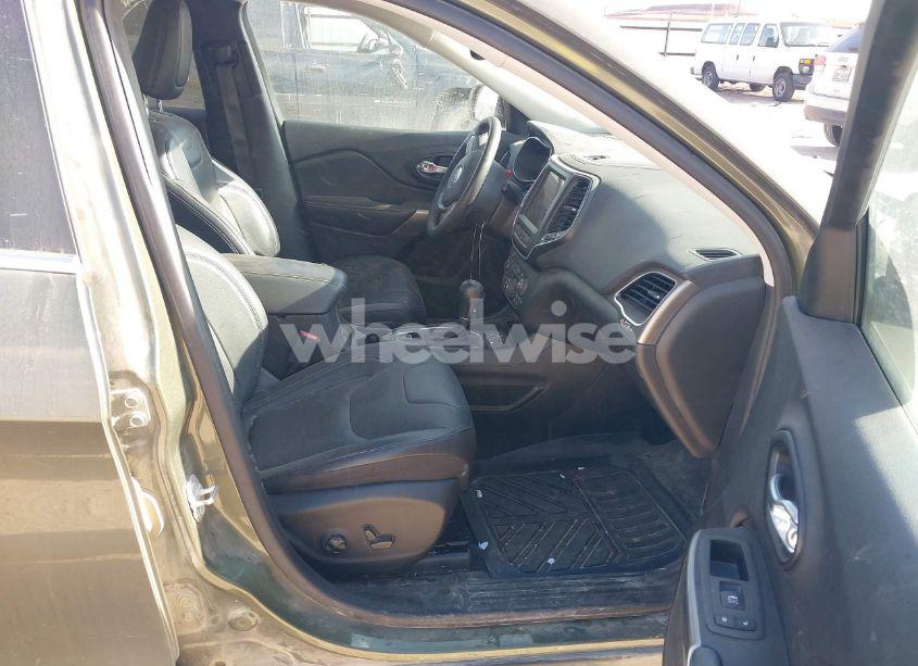 Photo 5 of 2021 Jeep Cherokee LATITUDE LUX FWD (VIN 1C4PJLMX1MD221030)