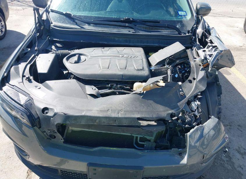 Photo 10 of 2021 Jeep Cherokee LATITUDE LUX FWD (VIN 1C4PJLMX4MD134237)