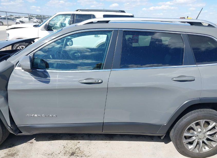 Photo 15 of 2021 Jeep Cherokee LATITUDE LUX FWD (VIN 1C4PJLMX4MD134237)