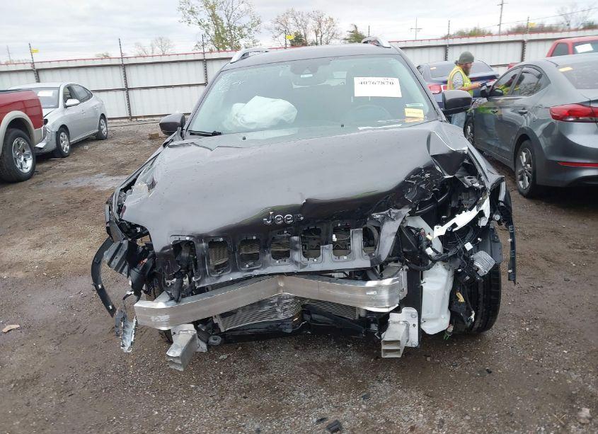 Photo 13 of 2021 Jeep Cherokee LATITUDE LUX FWD (VIN 1C4PJLMXXMD155237)