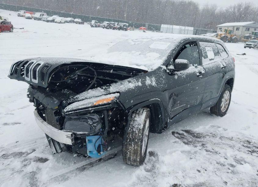 Photo 2 of 2014 Jeep Cherokee SPORT (VIN 1C4PJMAB0EW317820)