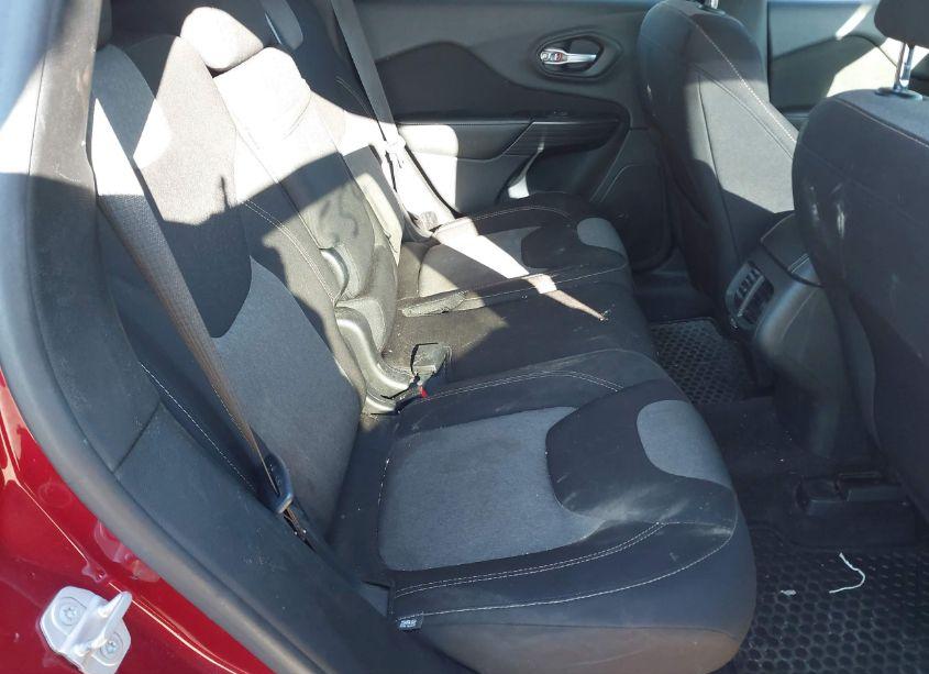 Photo 8 of 2016 Jeep Cherokee ALTITUDE (VIN 1C4PJMAB0GW301619)