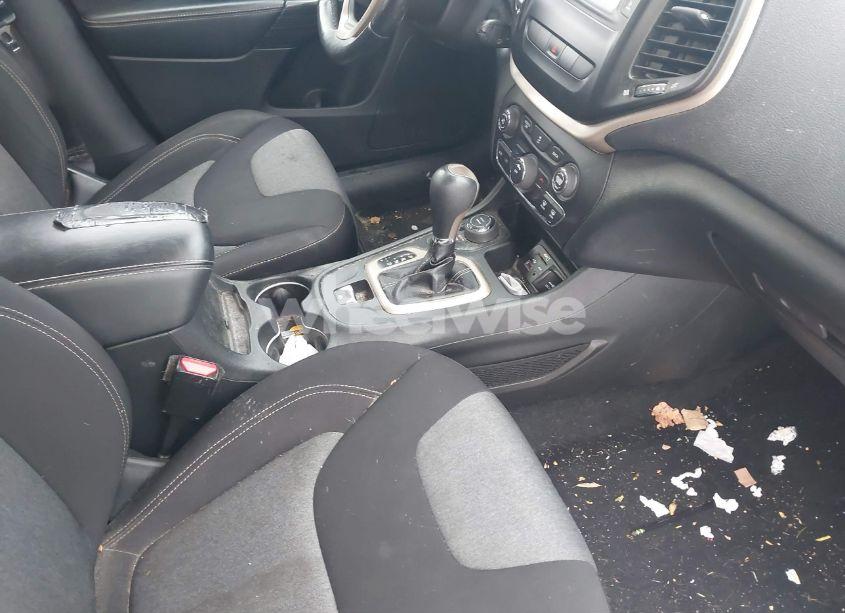 Photo 5 of 2014 Jeep Cherokee SPORT (VIN 1C4PJMAB1EW140193)