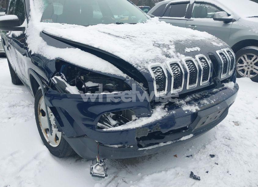 Photo 6 of 2014 Jeep Cherokee SPORT (VIN 1C4PJMAB1EW140193)