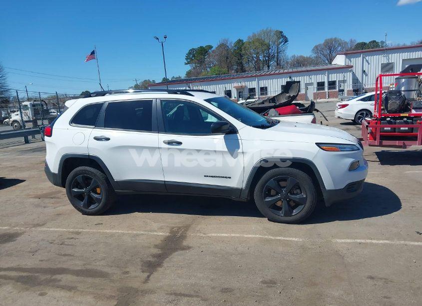 Photo 13 of 2016 Jeep Cherokee ALTITUDE (VIN 1C4PJMAB1GW314251)