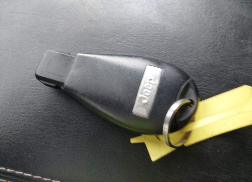 Photo 11 of 2017 Jeep Cherokee ALTITUDE 4X4 (VIN 1C4PJMAB1HW605334)