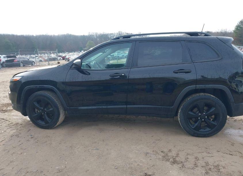 Photo 14 of 2017 Jeep Cherokee ALTITUDE 4X4 (VIN 1C4PJMAB1HW605334)
