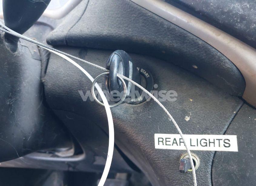 Photo 11 of 2017 Jeep Cherokee SPORT 4X4 (VIN 1C4PJMAB1HW668725)