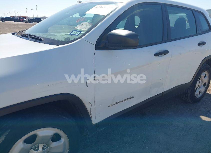 Photo 6 of 2017 Jeep Cherokee SPORT 4X4 (VIN 1C4PJMAB1HW668725)