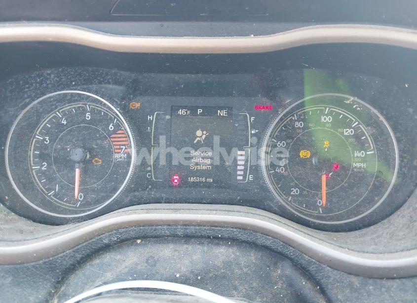 Photo 7 of 2017 Jeep Cherokee SPORT 4X4 (VIN 1C4PJMAB1HW668725)