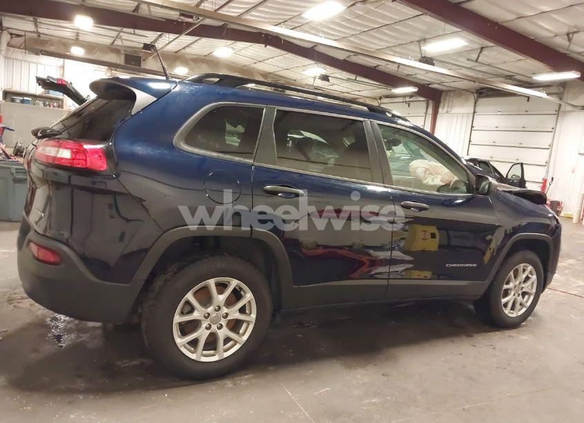 Photo 13 of 2016 Jeep Cherokee SPORT (VIN 1C4PJMAB2GW201702)