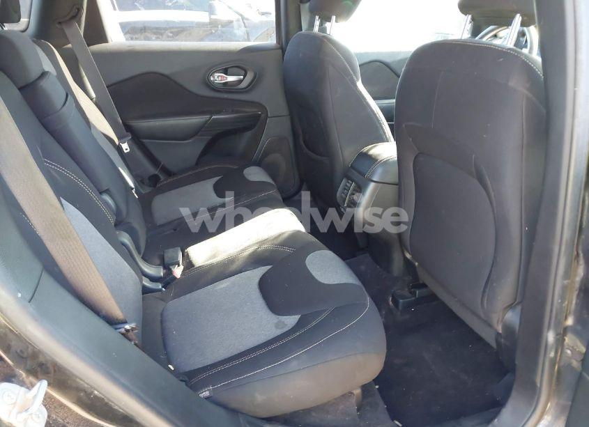 Photo 8 of 2016 Jeep Cherokee SPORT (VIN 1C4PJMAB2GW239012)