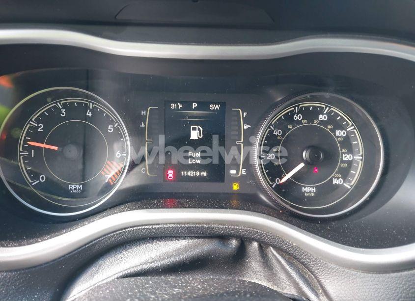 Photo 7 of 2014 Jeep Cherokee SPORT (VIN 1C4PJMAB3EW272534)