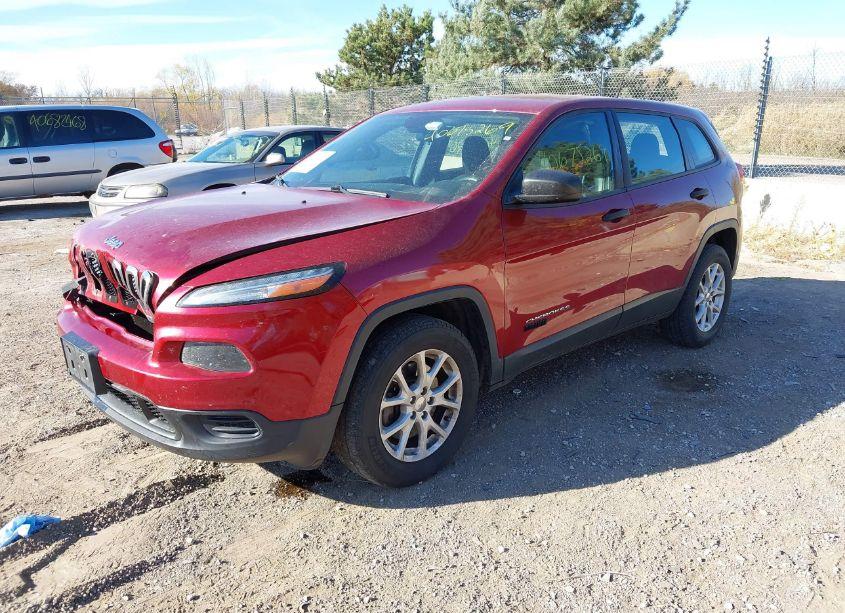Photo 2 of 2015 Jeep Cherokee SPORT (VIN 1C4PJMAB3FW588470)