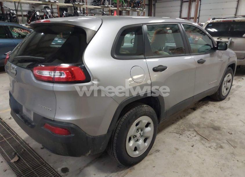 Photo 4 of 2016 Jeep Cherokee SPORT (VIN 1C4PJMAB3GW178575)
