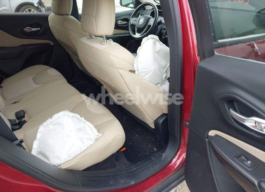 Photo 8 of 2016 Jeep Cherokee SPORT (VIN 1C4PJMAB3GW245515)