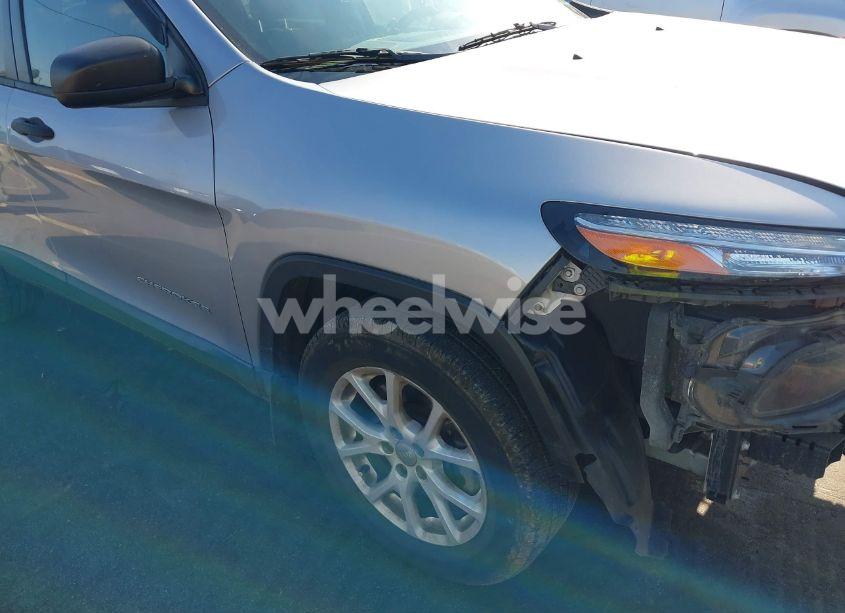 Photo 18 of 2016 Jeep Cherokee SPORT (VIN 1C4PJMAB3GW253663)