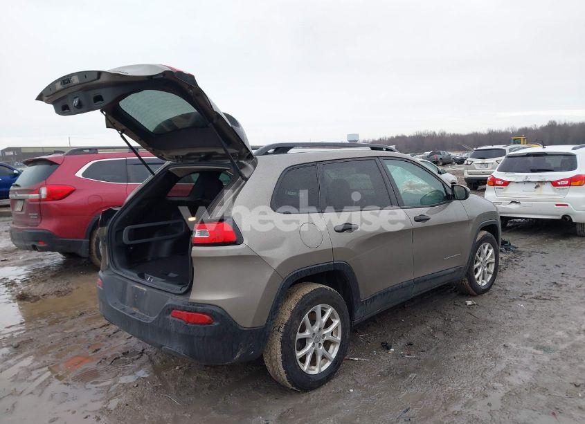 Photo 4 of 2016 Jeep Cherokee SPORT (VIN 1C4PJMAB3GW286341)