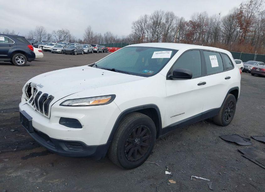 Photo 2 of 2014 Jeep Cherokee SPORT (VIN 1C4PJMAB4EW141354)