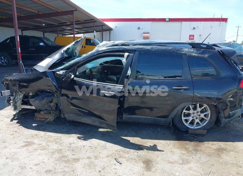 Photo 15 of 2016 Jeep Cherokee SPORT (VIN 1C4PJMAB4GW153118)