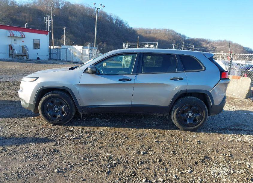 Photo 14 of 2016 Jeep Cherokee SPORT (VIN 1C4PJMAB4GW295596)