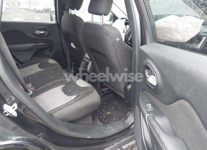 Photo 8 of 2016 Jeep Cherokee ALTITUDE (VIN 1C4PJMAB4GW340102)