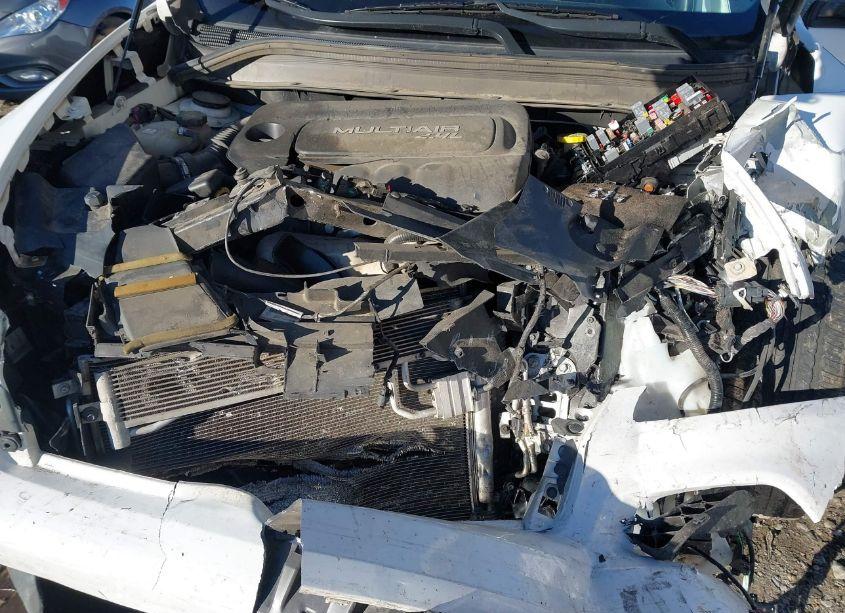 Photo 10 of 2017 Jeep Cherokee ALTITUDE 4X4 (VIN 1C4PJMAB4HW654219)