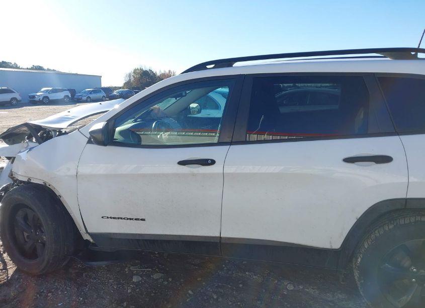 Photo 14 of 2017 Jeep Cherokee ALTITUDE 4X4 (VIN 1C4PJMAB4HW654219)