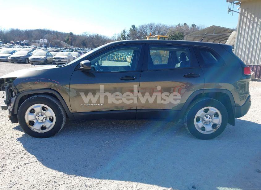 Photo 14 of 2015 Jeep Cherokee SPORT (VIN 1C4PJMAB5FW522695)