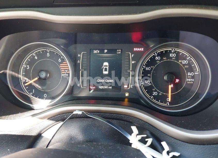 Photo 7 of 2016 Jeep Cherokee SPORT (VIN 1C4PJMAB5GW154567)