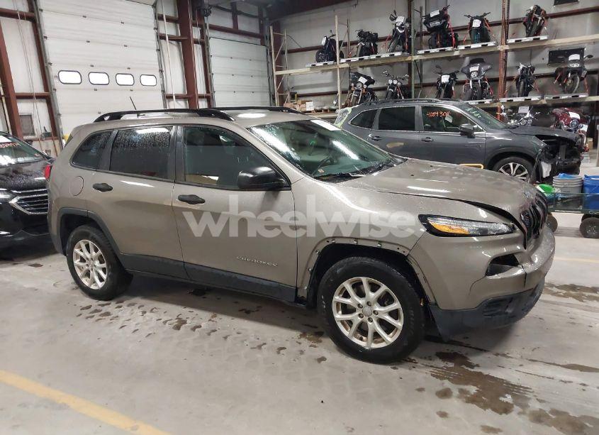 Photo 13 of 2016 Jeep Cherokee SPORT (VIN 1C4PJMAB5GW246889)