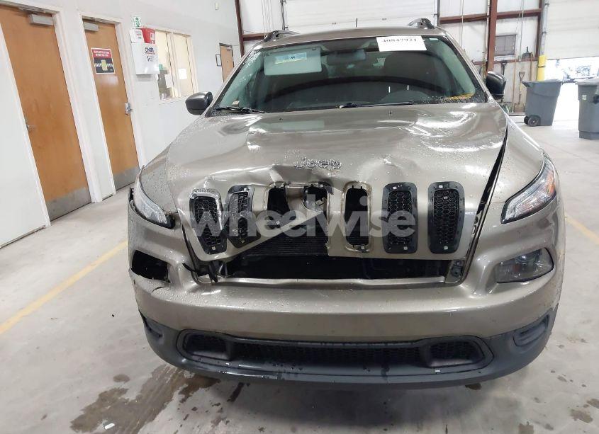 Photo 6 of 2016 Jeep Cherokee SPORT (VIN 1C4PJMAB5GW246889)