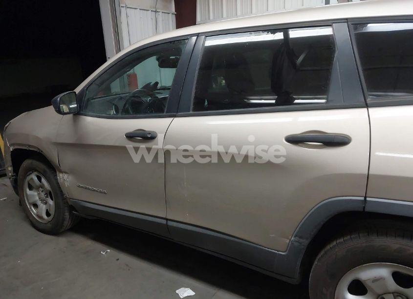 Photo 14 of 2014 Jeep Cherokee SPORT (VIN 1C4PJMAB6EW253010)