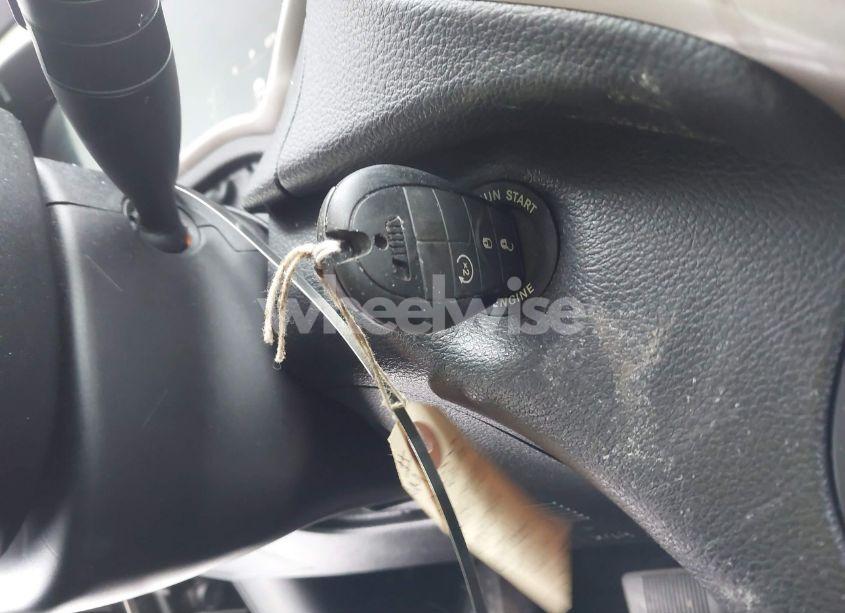 Photo 11 of 2014 Jeep Cherokee SPORT (VIN 1C4PJMAB6EW298304)