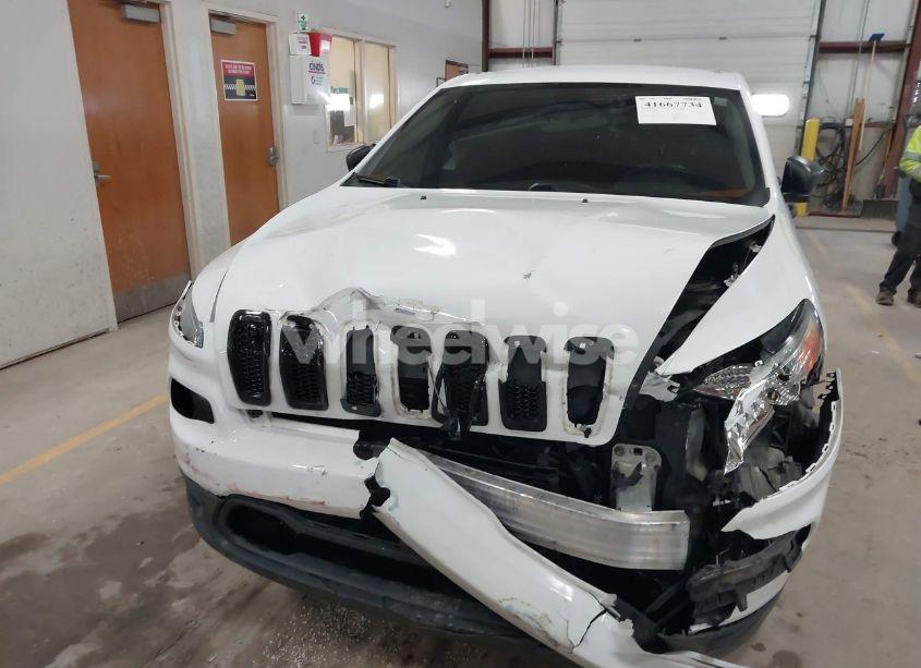 Photo 13 of 2016 Jeep Cherokee SPORT (VIN 1C4PJMAB6GW231835)