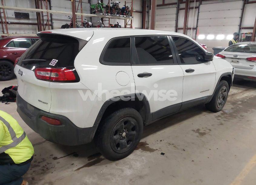 Photo 4 of 2016 Jeep Cherokee SPORT (VIN 1C4PJMAB6GW231835)