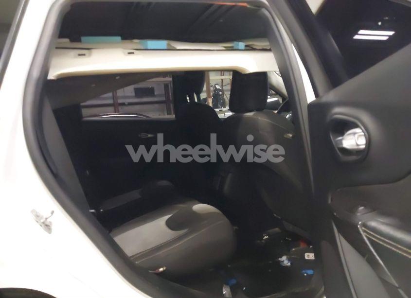 Photo 8 of 2016 Jeep Cherokee SPORT (VIN 1C4PJMAB6GW231835)