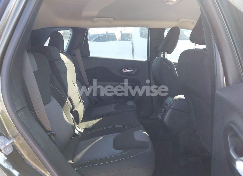 Photo 8 of 2016 Jeep Cherokee SPORT (VIN 1C4PJMAB7GW119450)