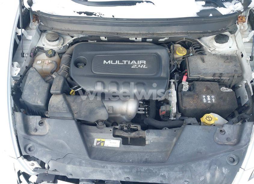 Photo 10 of 2016 Jeep Cherokee SPORT (VIN 1C4PJMAB7GW290022)