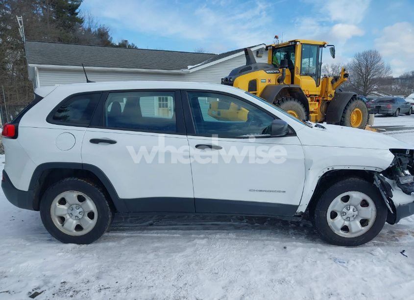 Photo 13 of 2016 Jeep Cherokee SPORT (VIN 1C4PJMAB7GW290022)