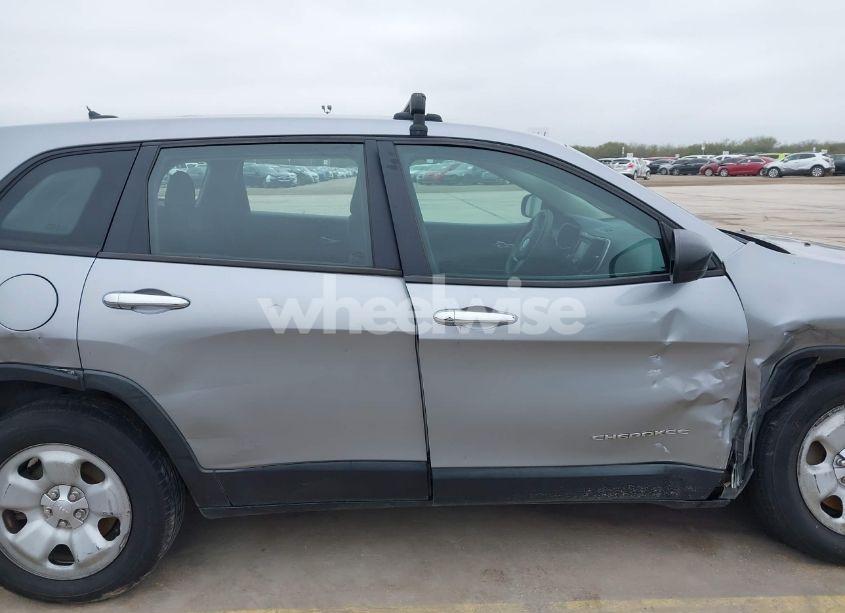 Photo 14 of 2014 Jeep Cherokee SPORT (VIN 1C4PJMAB8EW206996)