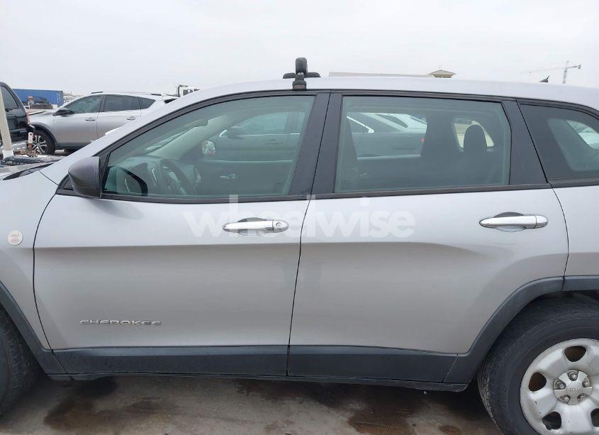 Photo 15 of 2014 Jeep Cherokee SPORT (VIN 1C4PJMAB8EW206996)