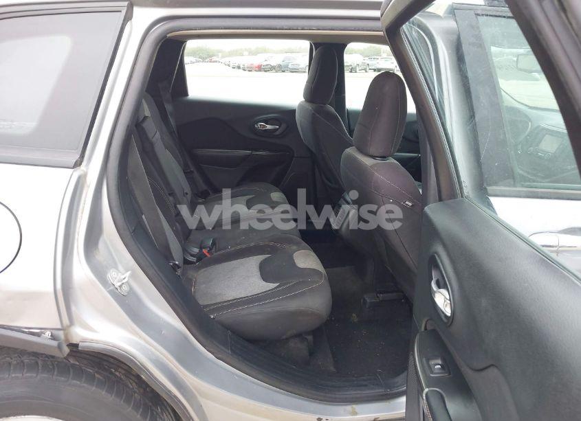 Photo 8 of 2014 Jeep Cherokee SPORT (VIN 1C4PJMAB8EW206996)