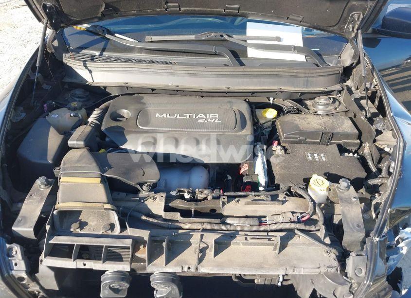 Photo 10 of 2015 Jeep Cherokee SPORT (VIN 1C4PJMAB8FW635850)