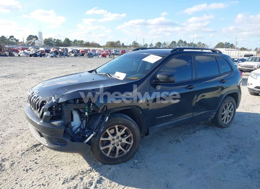 Photo 6 of 2015 Jeep Cherokee SPORT (VIN 1C4PJMAB8FW635850)