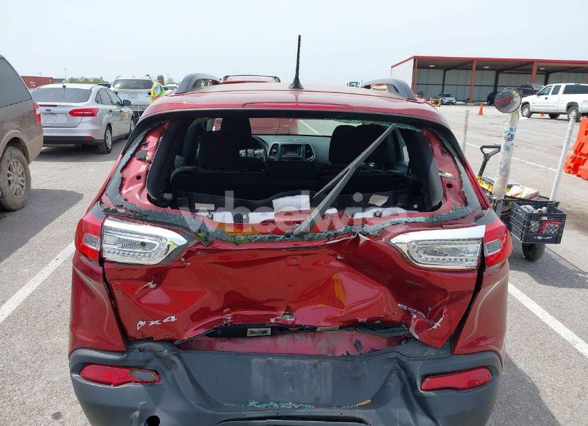 Photo 6 of 2015 Jeep Cherokee SPORT (VIN 1C4PJMAB8FW765093)