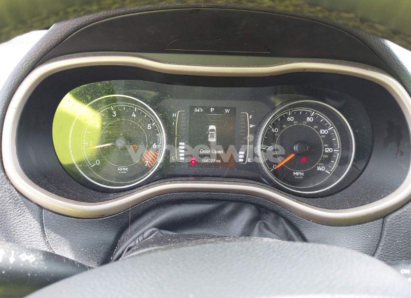 Photo 7 of 2015 Jeep Cherokee SPORT (VIN 1C4PJMAB8FW765093)